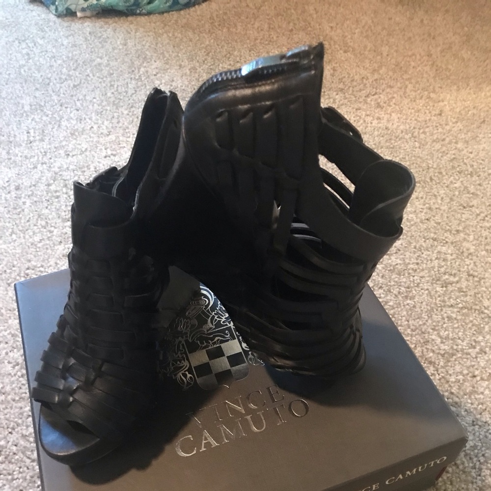 Wedge Open toe Shoe